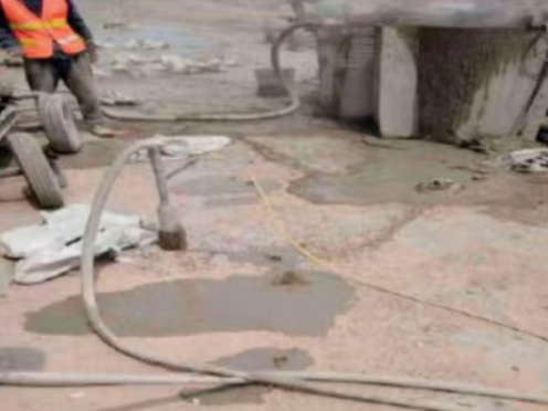 青原水泥混凝土路面板底注浆技术 路面脱空注浆整治方案